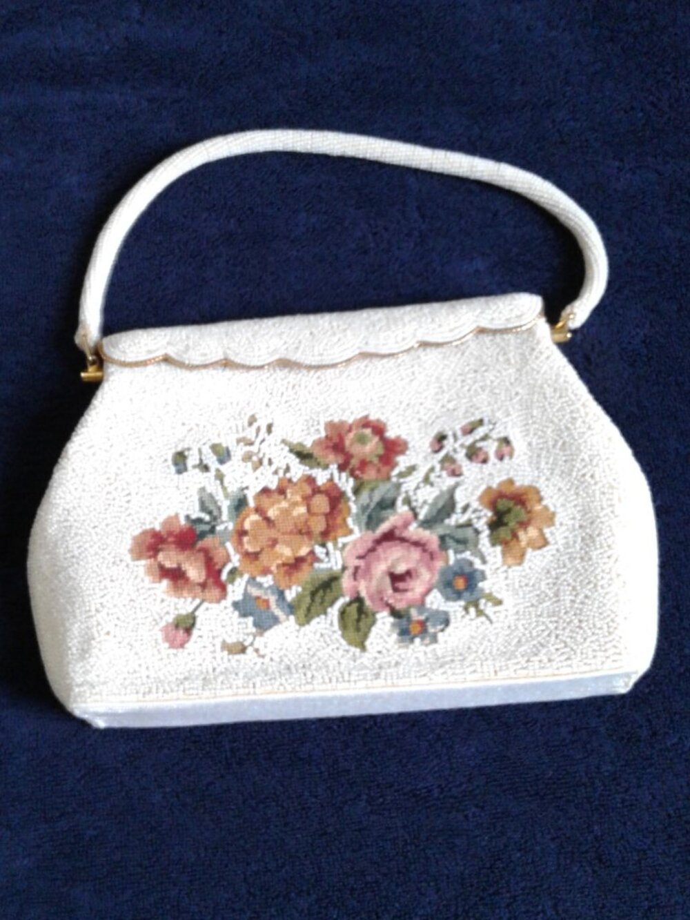 Cream Floral Print Beaded Purse